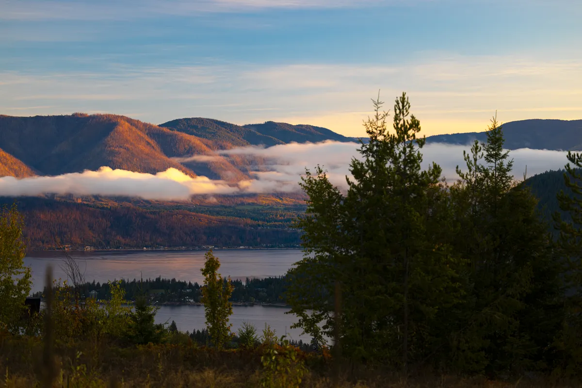 Shuswap Lake lots for sale: the lake from the Highlands hillside, minutes from the water at Blind Bay, BC